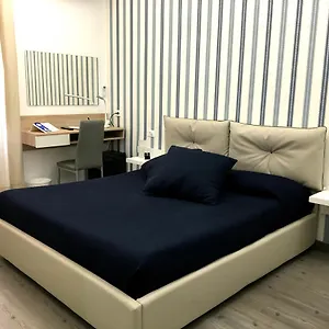 https://deluxe-bb-centrocitta.catania-hotels.net