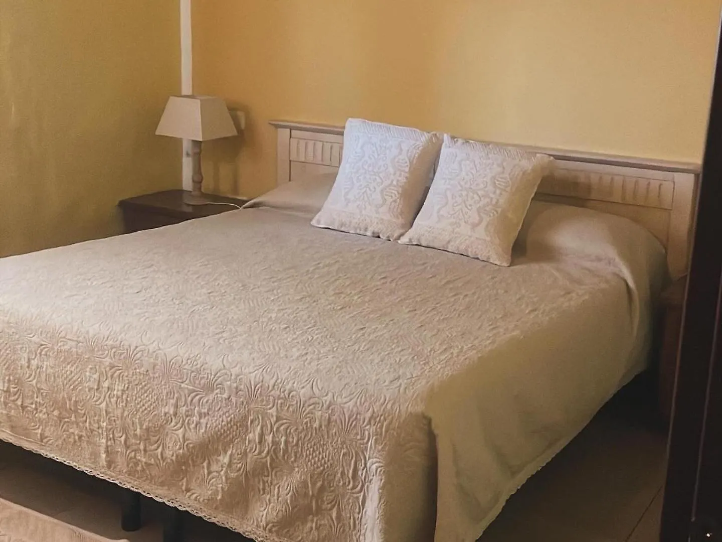Affitti Brevi Tzia Licca Bed & Breakfast Teulada